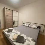 Alex 2210 * Podgorica